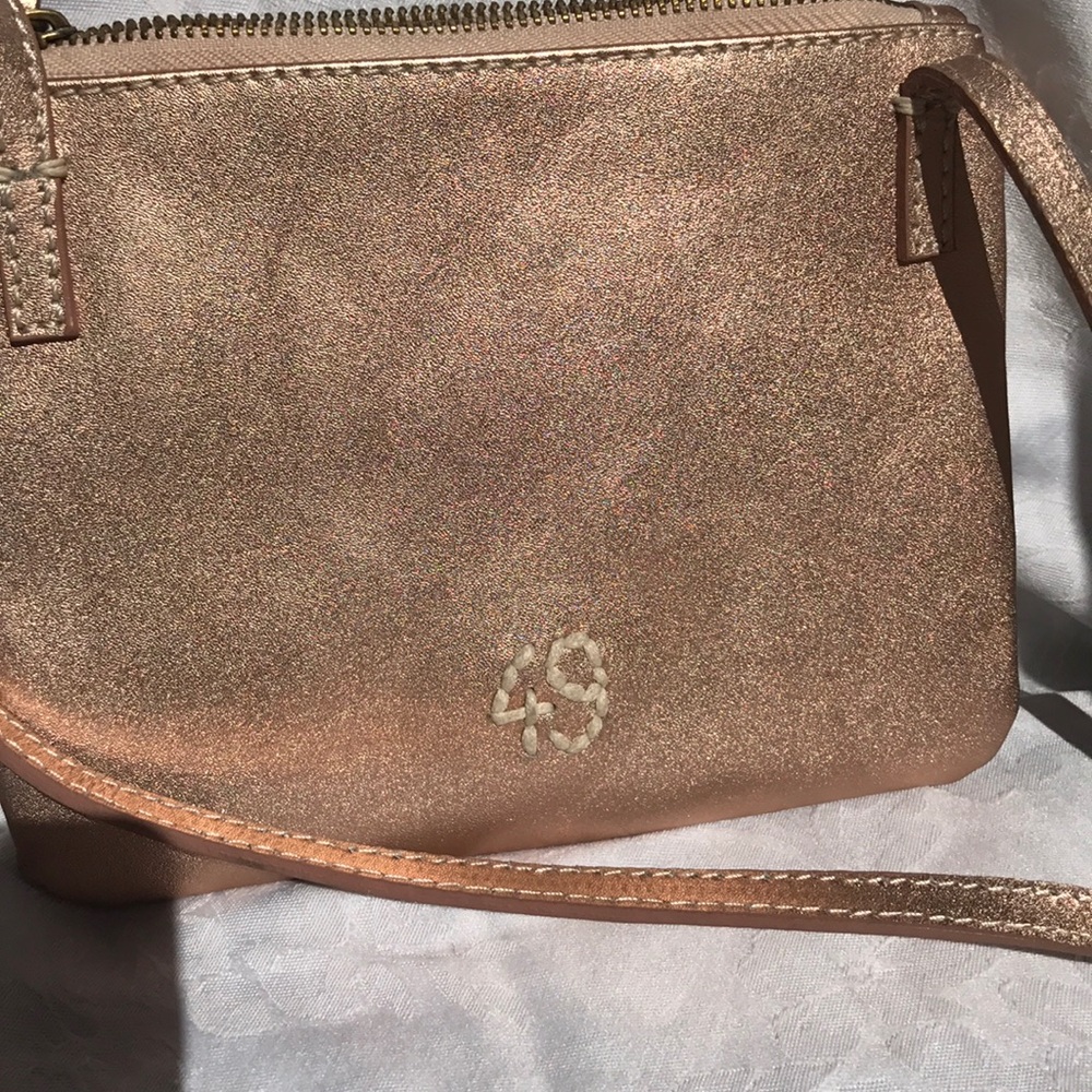 49 square miles pink metallic cross body. - Picture 2 of 5